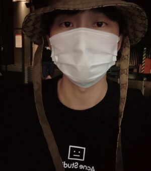 Lee Yong-jin Instagram - 코빅 끝