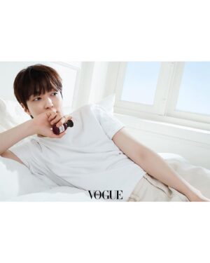 Lee You-jin Instagram - VOGUE X Shihyo 🌿🌱🪴