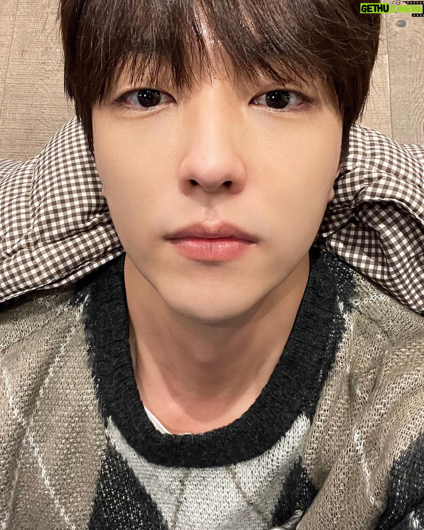 Lee You-jin - 4.6K Likes - Hello