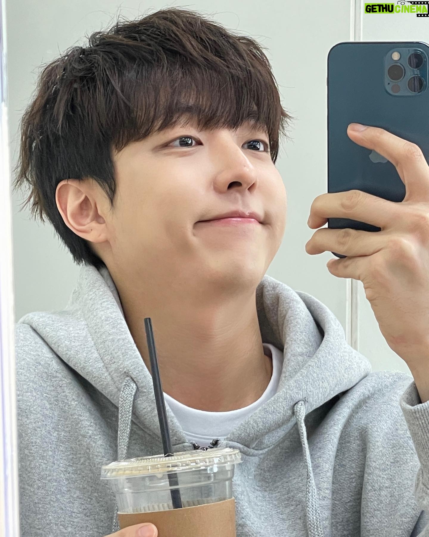 Lee You-jin - 10.6K Likes -