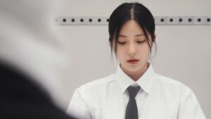 Lee You-jin Instagram - SHOWER EP.04
‘너의 가슴이 만지고 싶어‘ 가 업로드 되었습니다.

 이번 에피소드를 기점으로 제 영상의 색깔이 좀 더 명확해지고 있다는 생각이 들었습니다. 처음 10편 정도는 그 색깔을 찾아가는 과정이겠거니 하며 묵묵히 해보자는 마인드였는데, 흐릿했던 그림들이 생각보다 빠르게 명확해지고 있어서 기쁩니다.
 그 시야가 좀 더 뚜렷해지면 본격적으로 좀 더 제가 그동안 꿈꿔왔던 그림들을 만들 수 있을 것 같아요.

언제나 응원해주시는 모든분들 진심으로 감사합니다.

📍프로필 링크/link in bio