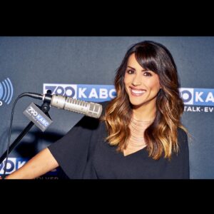 Leeann Tweeden Instagram - I love radio! I first worked full time in radio for @am570lasports doing a midday show with @fredroggin @jasonstewartsports @vtbnation and @kfigg. 

After 2 years of that I went over to do news at @kabcradio for @radiogasbag’s morning show, McIntyre in the Morning. Talk about learning from the best! I got to work with @randywangradio and @tacosaurous. 

Then I moved over and co-hosted a show with my friend @drdrewpinsky called Midday Live with Dr. Drew and Leeann Tweeden. 

I’m actually going to be filling in all this week on KABC…from 6-7pm doing their News Blitz with Randy! Can’t wait!

#NationalRadioDay