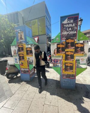 Leïti Sène Instagram - 10000 gracias por todo el amor q esta recibiendo T-Rex jjj🤮🤮🥰