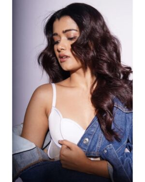 Lekha Chatterjee Instagram - Never be a Cinderella 😎