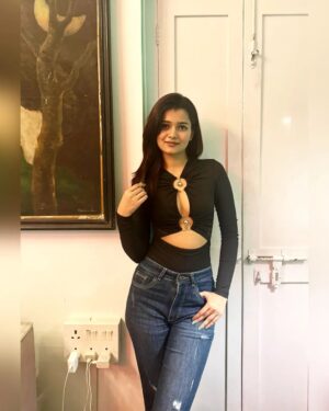 Lekha Chatterjee Instagram - A nice outfit deserves a nice picture ❤️
#saptaminight