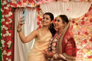 Lekha Chatterjee Instagram - Remember when we used to call some women "aunties" who were in their mid 20's .. we are them now😂😂... can't believe you( @trisha.bhatt )got married.. another one is a mom now (@gangulysumana4 ) .. it's all so overwhelming.. love you guys .. wish you a lifetime of happiness and peace ❤️