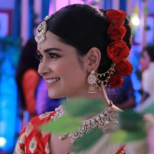 Lekha Chatterjee Instagram - ❤️❤️ Gorima ❤️❤️
.
Thank you @nischitasengupta for this beautiful look 😍
PC- @krishnenendu_adhikary5070 
#garima #gorima #starjalsha #lekhachatterjee #lekha  #love #fashion