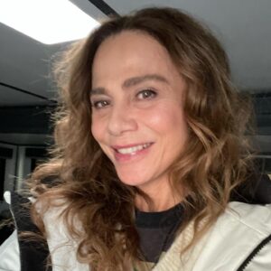 Lena Olin Instagram - First week of shooting in Island and a happy camper!💕Happy FRIDAY!!!💃🏻