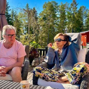 Lena Olin Instagram - Looong breakfast chats  with friends I adore!  At their beyond wonderful place! One of my favorite things! 💕💖💖