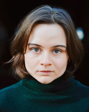 Lena Urzendowsky Instagram - Danke, fühle mich sehr geehrt! 
@tagesspiegel 

Foto @pascal_haas_