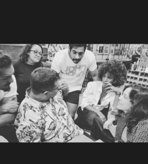 Lenita Oliver Instagram - Siiiim, Cinema Nacional 🎥…

Tô mega empolgada com esse novo projeto, quero compartilhar tudo com vocês (em Breve), tudo que posso falar agora rs … é que eu tô muito encantada por essa personagem e essa história, esse filme me toca muito!!!
É tão bom mergulhar em algo que você acredita, com uma equipe e elenco tão incrível, apaixonado pelo que faz, essa paixão que nos preenche e faz acontecer qualquer ideia lançada nesse mundo, eu sempre tive o sonho de fazer uma personagem assim e ela chegou, só agradeço a confiança e a troca com todos vocês ! 

Vem aí Ogiva 🔥

@cadurosenfeld 
@odiogomonteiro 
@morimeirelles 
@danartimos 
@luara.gonzalez 
@sarantunes 
@mario.tacach 
@monolito_producoes 
@pipocaenanquim 
@_amafe 
@fernandaribas 
@miguelribasgastal 
@nathamach 
@zequeen__ 
@fernandaribasmanagement