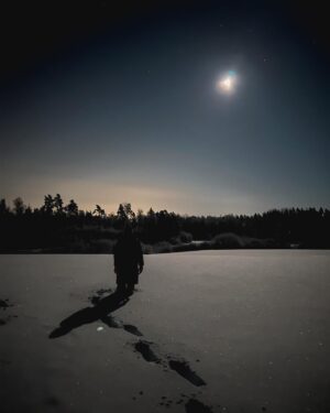 Lenita Susi Instagram - Vielä nopee spämmi uudestavuodesta ❤️ 2023 oli hyvä vuosi! Siitä kiitos kuuluu kaikille mun ystäville!