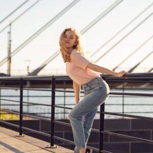 Lenita Susi Instagram - A little bit of posing 😎📸
@jiipeegee

#summer2019