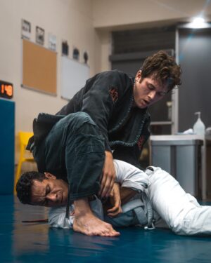 Leo Howard Instagram - Rolling around on the ground in pajamas… thx @tonyvxzquez for the slick pics 🤘🏼