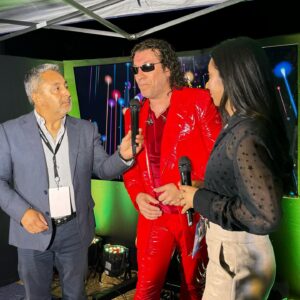 Leo Rey Instagram - GRACIAS A LAS MÁS DE 18 MIL PERSONAS QUE CANTARON Y BAILARON JUNTO A NOSOTROS 😎❤️