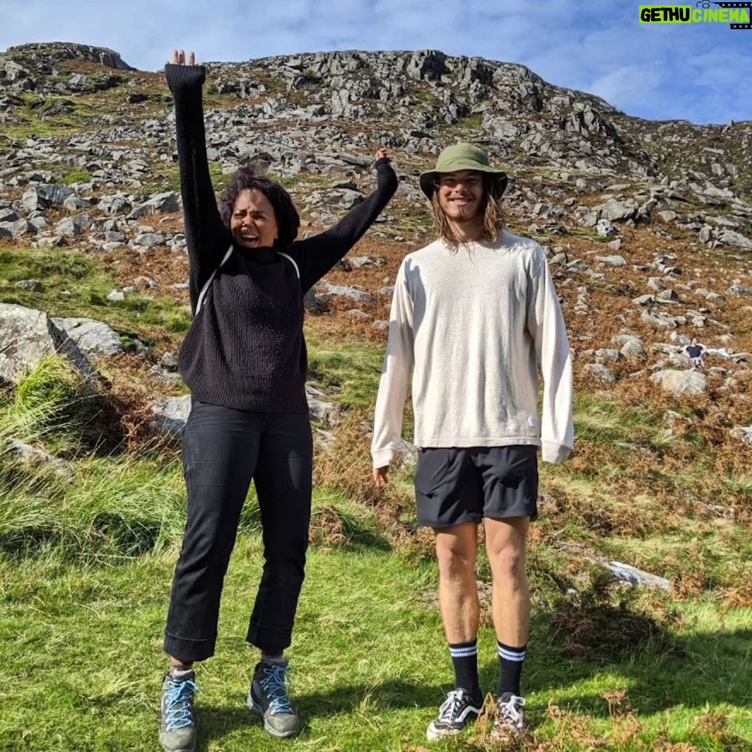 Leo Suter - 52.5K Likes - Ireland BTS