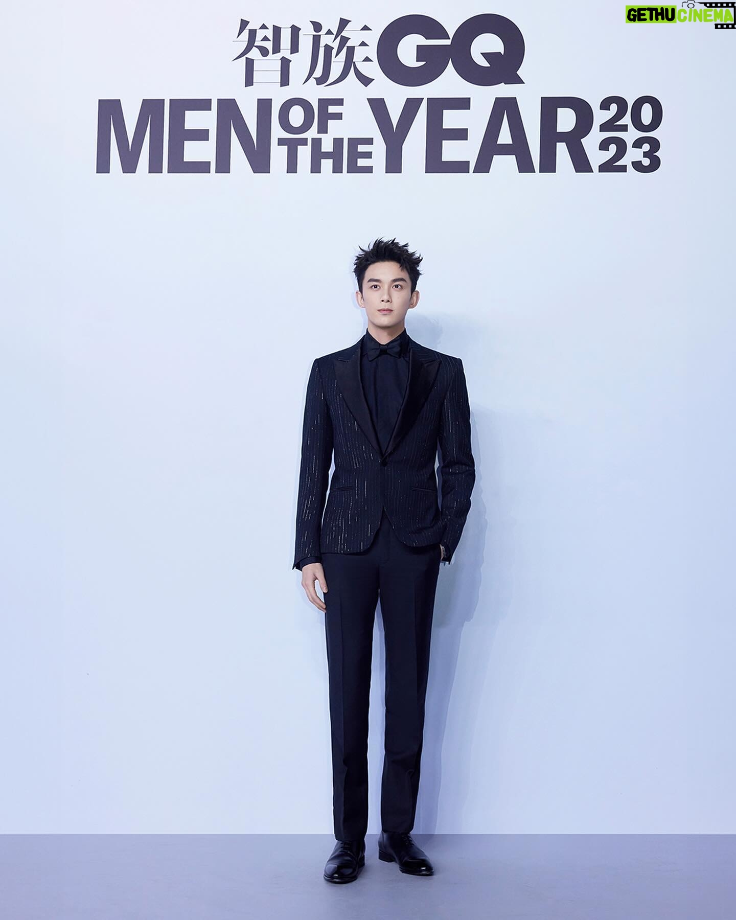 Leo Wu - 53.3K Likes - @zegnaofficial Global Ambassador @leowu1226 is named Rising Actor of the Year at GQ China’s prestigious Man of the Year Awards. Wu attended the ceremony - held in the charming surrounds of Puyuan - wearing a light-catching Tuxedo, custom designed for the event by ZEGNA’s artistic Director @alessandrosartoriofficial. The Rising Actor of the Year Award honours Wu’s outstanding contribution to the world of film and culture.