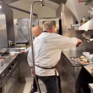 Leon Logothetis Instagram - This made my week 😊❤️
...
After a motorcycle accident left Peter disabled, he was facing retirement from the culinary career he loved.Together with a friend he developed a standing and working aid that relieves the strain on the legs and torso so that the hands still remain free to do his job

"...the fact that my legs are too weak to carry my weight despite undergoing ten surgeries, I knew it meant that even the latest technology was unable to return me to a job that involves standing for long periods of time (and this actually applies to any job that requires prolonged standing). Since October 2016, Standing Ovation has changed all that and made it possible for me to work between 40 to 50 hours a week. I have regained my autonomy, I am able to provide for my family and I am happy again!"
Repost: goodnews_movement

#kindness #thekindnessdiaries #leonlogothetis #bekind #gobekind #randomactofkindness #spreadkindness #kindnessmatters #choosekindness #channelkindness #kindnessrocks #youmatter #kindnessdiaries #randomactsofkindness #alwaysbekind #rak #kindnessisstrength #empathymatters #attitudeofgratitude #kindnesssuperhero