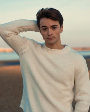 Leonardo Cecchi Instagram - Winter on the Italian coast

PH: @mariachiara.ph 
I feel so lucky to get to travel to these amazing cities for work, and I always try to make the best of it by visiting as many places as I can and by eating as many local dishes as I can! So many more food posts to come 😂🍝
Comment below the city YOU loved visiting the most in recent years👀