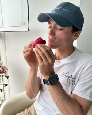 Leonardo Cecchi Instagram - Perù 🇵🇪 
First chicharron
Pisco sour
Arroz con pato 
Lima