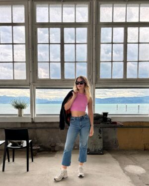 Leonie Brill Instagram - weekend shenanigans in 🇨🇭x 🇦🇹
________________________
#weekend #vibes #mountains #nature #switzerland #austria #naturelover #ootd #bodensee #lakeconstance #alps #swissalps