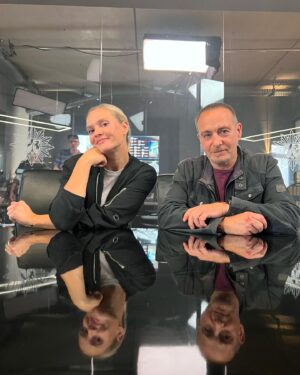 Leonie Brill Instagram - ABGEDREHT! 🎬
Das war es für mich bei @cobra11.rtl und es war soooo unfassbar toll. Hab jede Sekunde einfach nur geliebt! Freu mich jetzt schon auf den Film - das wird GEIL! 🚀
Danke an @piastutzenstein - sister from another mister und Legende @cobraeleven_erdogan und an das TOLLSTE Team!!! Hat sich wie zuhause angefühlt mit Euch! ❤️
Regie: Beste Männers @tozzafranco @der.katzmann 
Kamera: @marcusstotz @kitikitscha 
Und halt meine ganzen Herzblätters: @juliaclotten @britta_penkalla @isa.silverscream @annijanne @biancawinkel @angelikazitner @krbrsev und das ganze restliche HAMMER TEAM ❤️❤️❤️ Werde euch vermissen! 
Casting: @anjadihrberg_casting 
@agenturscenario @action_concept 
_______________________
#wrap #abgedreht #newproject #actress #alarmfürcobra11 #newmovie #alldone #acting #action #behindthescenes #love #lovemyjob