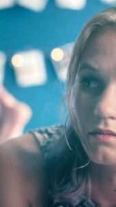 Actress Leonie Wesselow HD Instagram Photos and Wallpapers August 2022