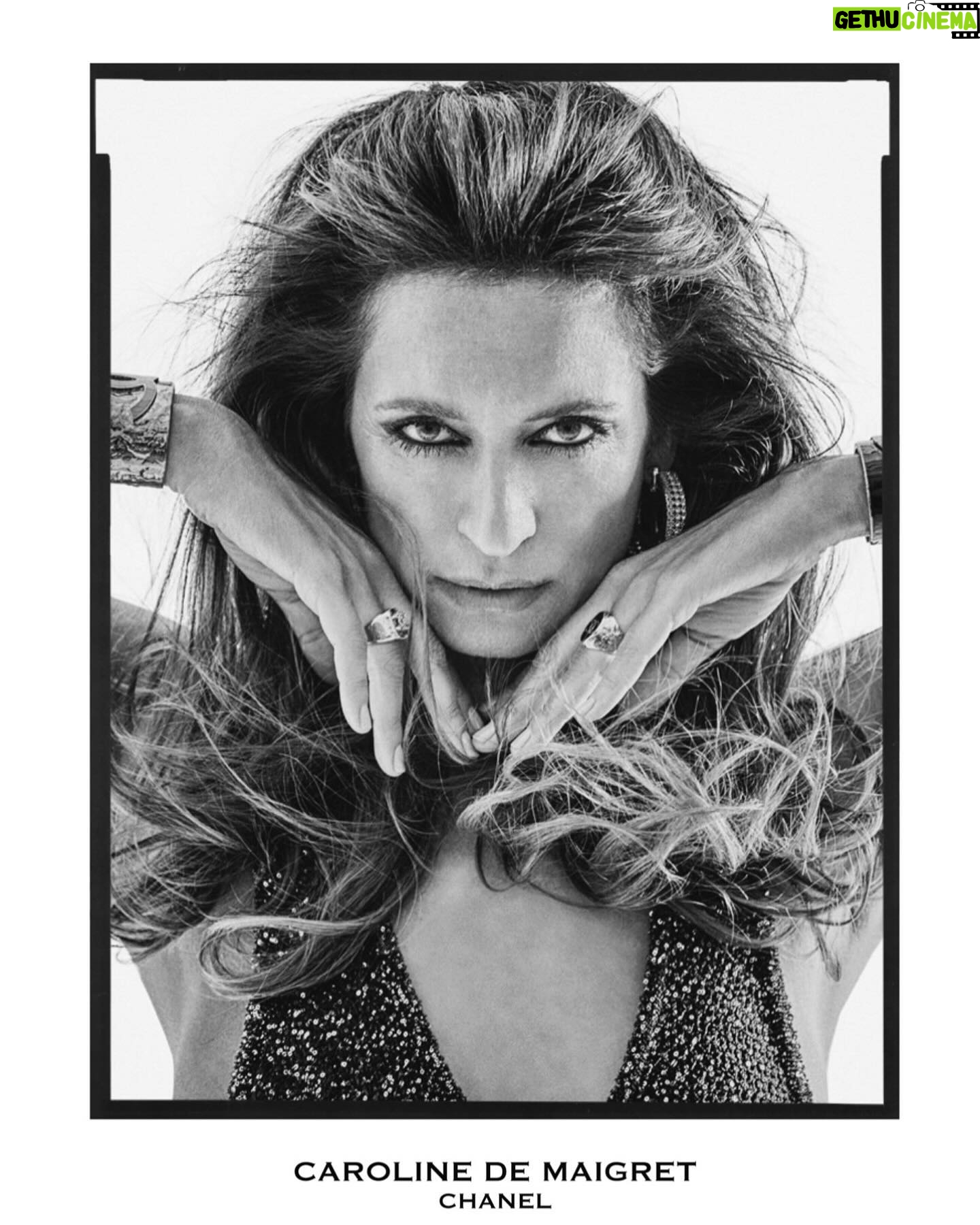Leslie Kee - 207 Likes - Super Magazine 2023AW issue @supermagazinenyc
A Tribute to Richard Avedon
@carolinedemaigret x @chanelofficial
Photographed by @lesliekeesuper
Styling by @marinebraunschvig
Produced by @saifoo7 @safemgmt
Hair by @rudymarmet
Makeup by @megumiitano
Photo assistants : @edwardkwendt @foto_patriciaburen
Styling assistant : @louisevictoriab
Location : @studio.labriquerouge
#richardavedon #avedon100 #avedonfoundation #superavedon #lesliekee #lesliekeesuper #supermagazinenyc #carolinedemaigret #chanel