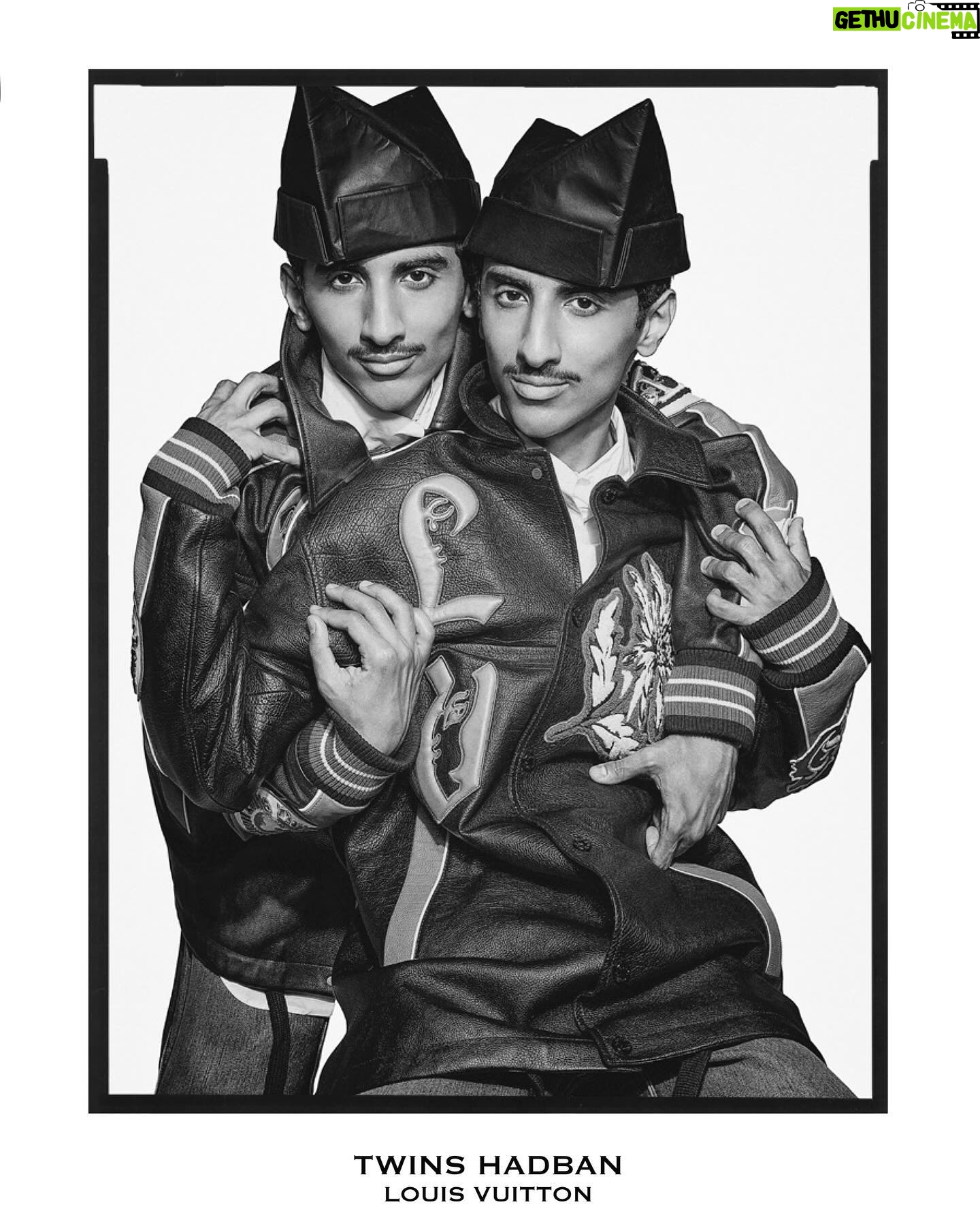 Leslie Kee - 206 Likes - Super Magazine @supermagazinenyc
★ 2023AW issue 03★
「A Tribute to Richard Avedon」
★TWINS HADBAN★
@twinshadban
Photographed by @lesliekeesuper
@avedonfoundation #richardavedon #avedon100 #superavedon #supermagazinenyc #lesliekee @starburleigh @edwardkwendt @foto_patriciaburen @burenstudio @morimitsumiyamoto @bold_management @studio.labriquerouge @louisvuitton #twinshadban #louisvuitton