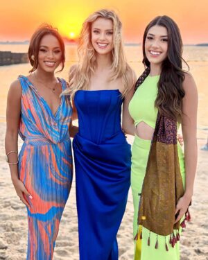 Letícia Frota Instagram - Registros do último dia de @letticiafrota em Dubai, Emirados Árabes, onde ela participou do lançamento do novo aplicativo do @missworld , que em breve estará disponível em todas as plataformas. A nossa atual Miss Mundo Americas e ganhadora do Beleza com Propósito participou de atividades ao lado da Miss Mundo, @krystyna_pyszko , e das outras rainhas continentais 💕 

Em maio Letícia realizará novas viagens com o time do Miss Mundo, visitando e apoiando projetos sociais pelo mundo. 

O Miss Brasil Mundo é um concurso que proporciona oportunidades únicas para jovens engajadas em projetos sociais, que sejam ou queiram se tornar ótimas comunicadoras e que buscam o desenvolvimento pessoal e experiências únicas para o seu crescimento profissional. 

A próxima Miss Brasil Mundo será eleita em Machadinho (RS), no dia 29/5.

Patrocínio: 

✨ @doterrabr 
✨ @machadinhothermas 

#missbrasilmundo #cnb #concursonacionaldebeleza #belezacomproposito #missworld