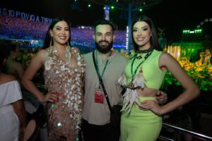 Letícia Frota Instagram - Uma alegria prestigiarmos juntos a cultura do estado que nós tanto amamos, Amazonas. @mayradias @mirosampaio 🇧🇷💚

It is a joy to honor together the culture of the state that we love so much, Amazon. @mayradias @mirosampaio 🇧🇷💚

#TimeAmazonas #MadeinAmazon #MissAmazonas #MissBrasil #DeputadaMayraDias.