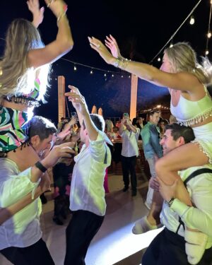 Lexi Kaplan Instagram - That’s a wrap! Such an unforgettable weekend celebrating @alliekaplan and @jdrutstein love you both so much! @jeffgiudice ❤️🌸🌺🌷#alliequeenrutstein