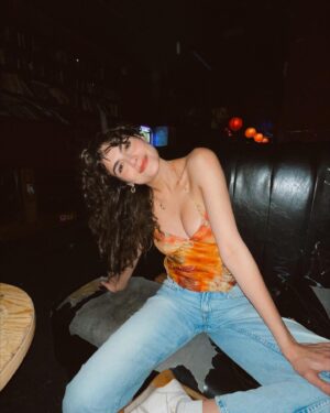 Lexie Shoaibi Instagram - Not enough scary slenderman arm representation on this app. That’s where I come in