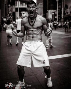 Li Jingliang Instagram - I cannot wait to visit Big Apple again next month! Photo credit: @kidultknowsmedia #顽童先生