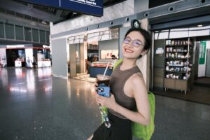 Li Landy Instagram - 出门务工了.