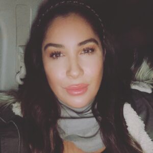 Liana Mendoza Instagram - @ivanachubbuckstudio I remember being in my early 20s and writing you a letter hoping with all my might that one day I could just touch the inside of your studio and learn from your wisdom and greatness knowing you taught so many other A listers. You are the most incredible, sought after and brilliant teacher of our time...your studio and your 12 gifts to me have taught me for years now. I now know how to empower myself, my characters, my performance and ultimately my audience. You teach me to never skimp on the emotional colors I have inside me and I thank you Ivana for being such a nurturing mentor, friend and real blessing in my life. Thank you for helping me learn to fly. You are absolute magic 🪄 ✨ See you soon... 😘 Love you and appreciate you so much, Your little misfit kid... 🍷 #leadinglady #circuseverydamnday #ivanachubbuck #ivanachubbuckstudio #leadinglady #ivanachubbucktechnique #thepoweroftheactor