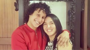 Lider Medranda Hernández Instagram - Hoy cumple años mi maravillosa esposa 😎 y mis panas 🙌 todo el cariño que le puedan dar en los mensajitos será el mejor obsequio 🥰 

@majozabalaca 🥰😍 hoy es tu fiesta 🤩 pero el regalo lo recibimos l@s que te amamos ❤ Gracias a Dios por tu existencia. Te amo por siempre 🤗