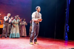 Liisi LaFontaine Instagram - Our final performance of @gunandpowdermusical is tonight. What an honor it has been to “saddle up and ride into the wide open plains” with this show. We tip our hats to our audiences and to everyone who worked so very hard to bring it to life. 🤠

📸@rebeccajmichelson