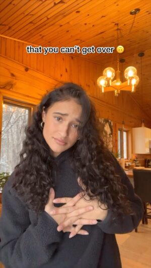 Lili-Ann De Francesco Instagram - Should I release this song already ????