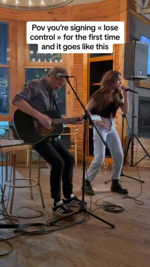 Lili-Ann De Francesco Instagram - did I do a great job?? 🌞 @teddyswims - lose control with pops 
@sebdefrancesco #cover #losecontrol #teddyswims #lilidefrancesco #singer