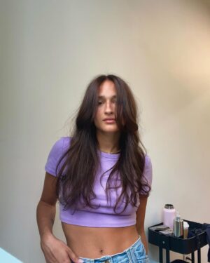 Lili-Ann De Francesco Instagram - bye bye red, hello brunette <3
