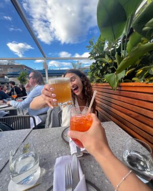Lili-Ann De Francesco Instagram - Life ✨🧚🏽‍♂️🌞🤪💘🤸🏽‍♂️