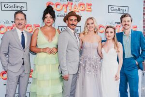 Lilli Cooper Instagram - It’s a shame we’re all just a bunch of uggos. Happy opening @thecottagebroadway
 🚬 
🫖 
🏡 
🤰🏽 
💨 
👶🏼
💐 
🐶 
👗 @anthropologie 
🧵 🪡 @neffnyc 
💍 @melissakayejewelry 
💇🏽‍♀️ @dylansilver19 
💄 @emkatzbeauty 
📸 1&4 @michaelah.jpg 
📸 2,3 & 5 @rebeccajmichelson