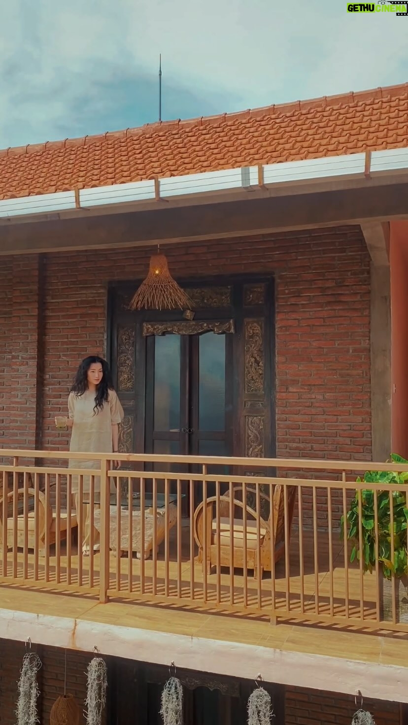 Lilli Lin - 3 Likes - Anyone else?🥺💔
Also seems to be a reflection of life—what we could do is “cherish the moment and be genuine”…
好像也是人生的縮影…
能做的是「珍惜當下,真心以待」🙏🏻🥺
Not easy tho…