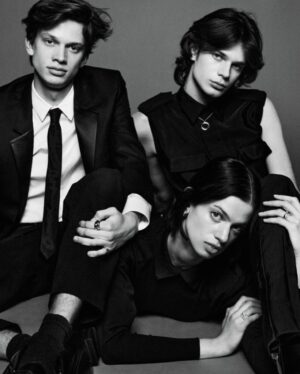 Lily McMenamy Instagram - 💛 @elleusa
so much love for my bb brothers @eddyaldridge & @arthuraldridge1 👯‍♂️ thank U @studio_jackson & @alexwhiteedits for creating this @cartier trinity story around us 🌹 @shaunbeyen @niquepeeks @mirandajoyce @ninagarcia @jennynails @shonju @josington 🙌 xxxxxx