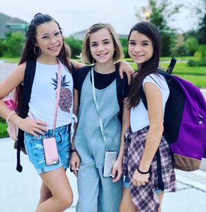Lily Rose Smith Instagram - #triplettuesday 👩🏻👩🏼👩🏻 #smithtriplets @its_mileysmith @itstierneysmith #sisters