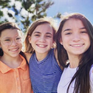 Lily Rose Smith Instagram - T R I P L E T Tuesday #smithtriplets #proudtobeatriplet #builtinbesties