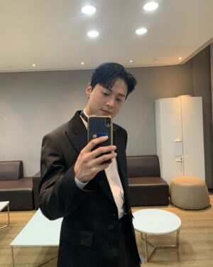 Lim Hyoun-soo Instagram - 수상은 못했지만 감사합니다😊 MBC연기대상