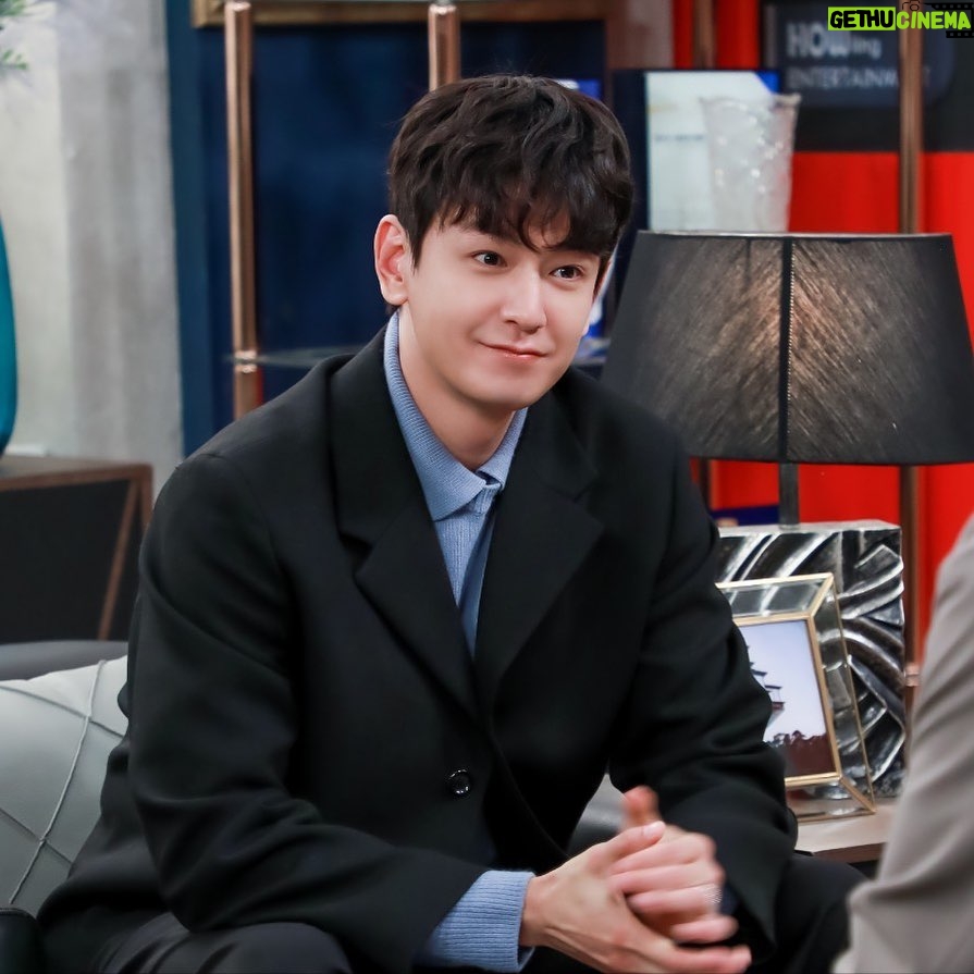 Lim Ju-hwan - 24.3K Likes - 마지막 방송에 시청률까지 확인하고 나니 이제야 끝이 난 것 같습니다. 작년 7월 촬영 시작부터 지금까지 배우여서, 상준이를 연기할 수 있어서 행복했습니다. 그동안 시청해 주신 여러분 감사드리고, 고생하신 스태프 및 동료 배우 여러분!! 다른 촬영에서도 만나 뵙기를!!!!
