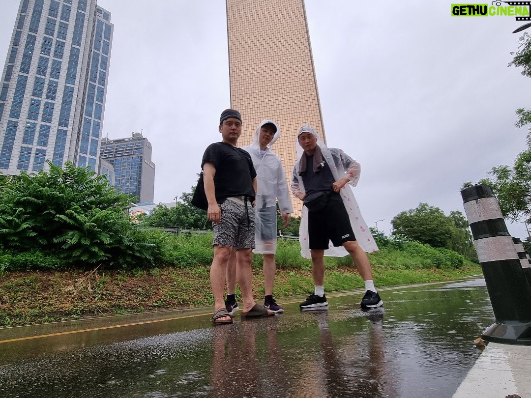 Lim Ju-hwan - 19.4K Likes - 🚶🚶♂️🚶12-13km